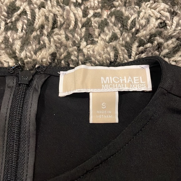 Blck MK long sleeve dress - Picture 3 of 4